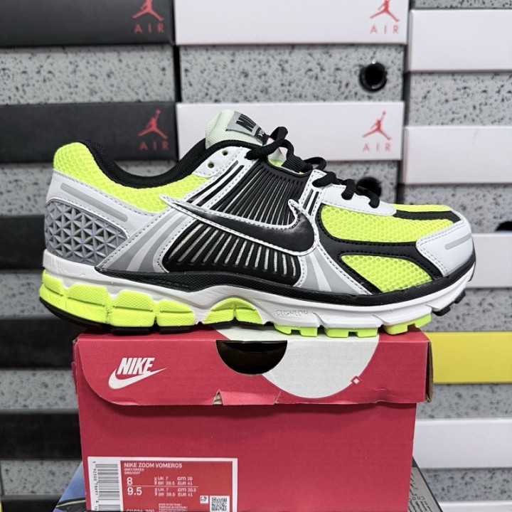 BC Vomero5 CI1694-300